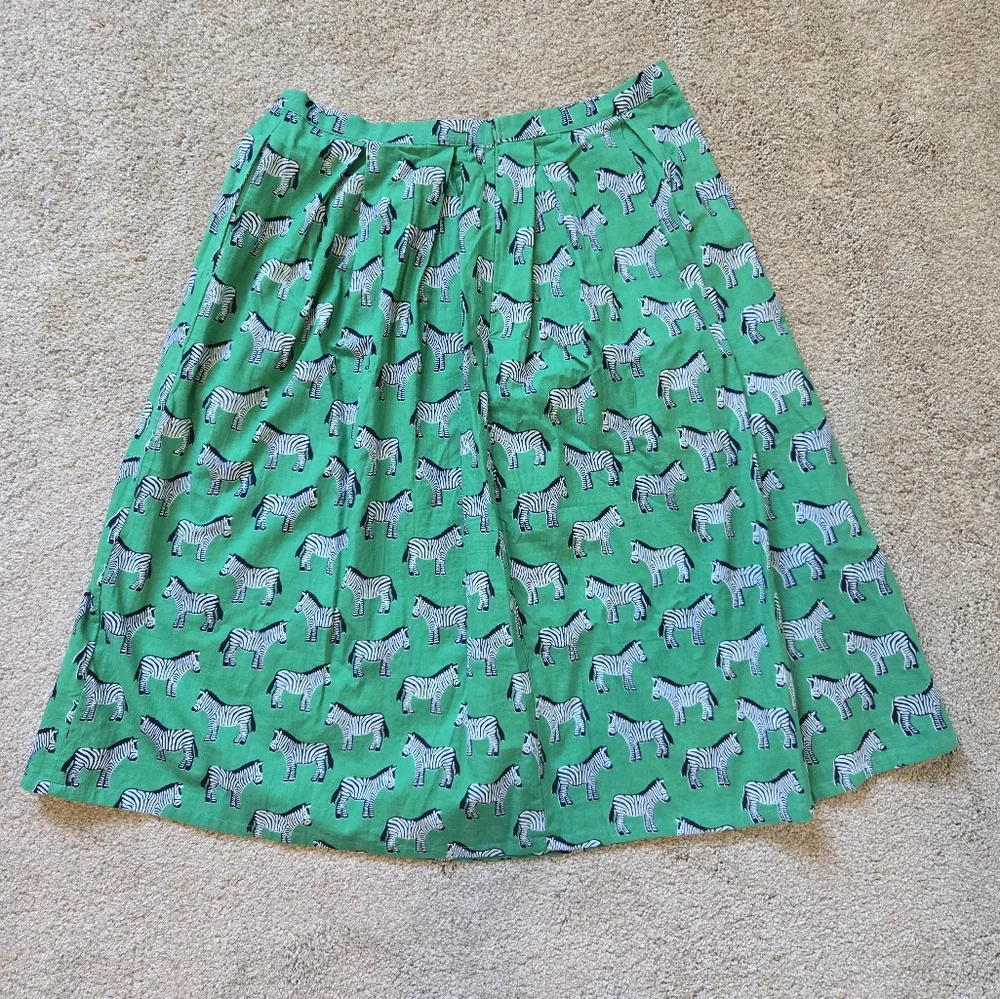 ModCloth/Compania Fantastica Sahara Character Green Zebra Skirt Size L - Picture 9 of 14